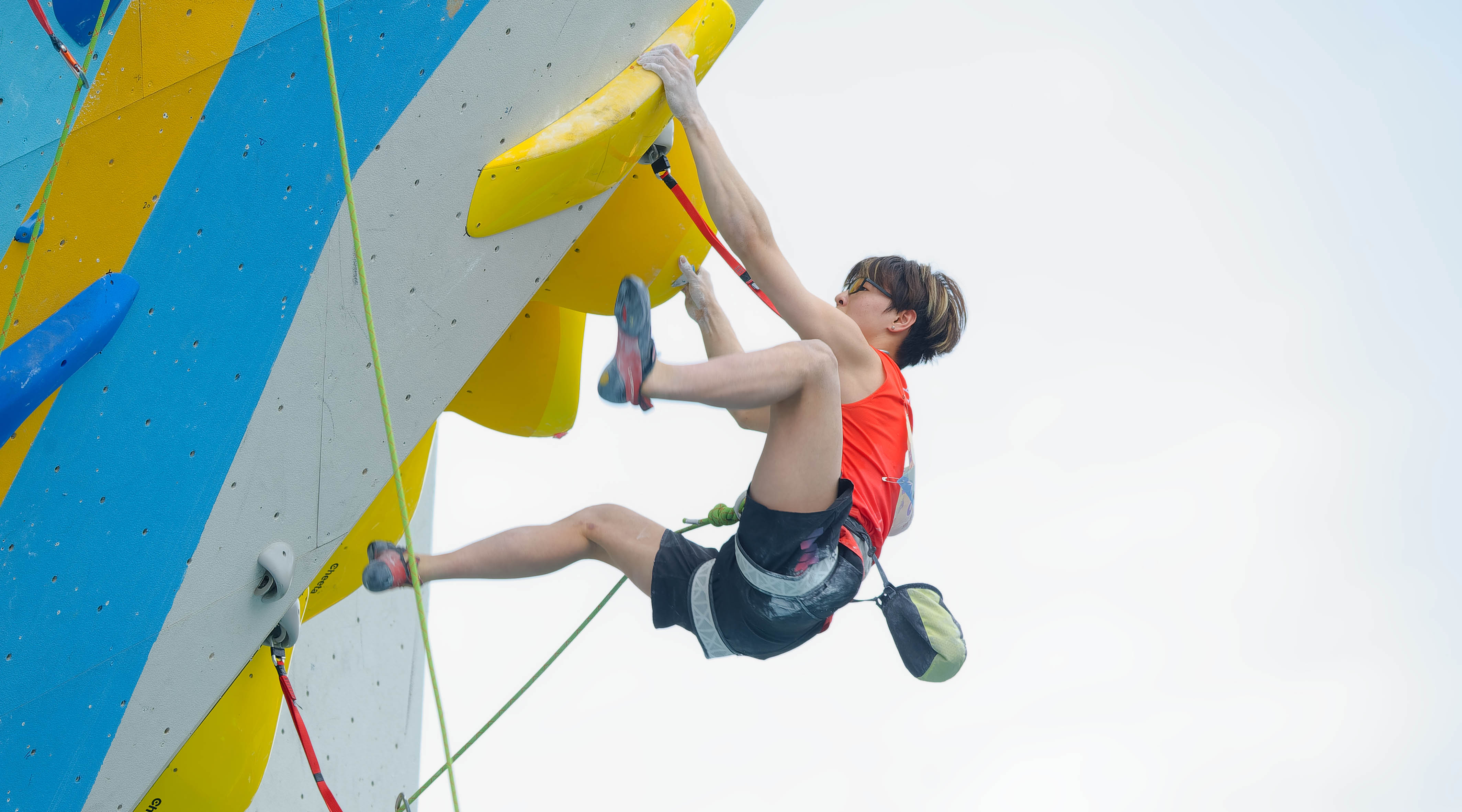 贝克汉姆：梅西总能创造机会；作为老板看比赛真的很煎熬