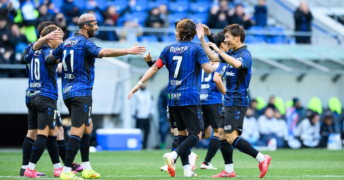 雷诺15中10轰生涯新高25分，蒙克也有25分